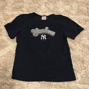 Yankees navy blue tee